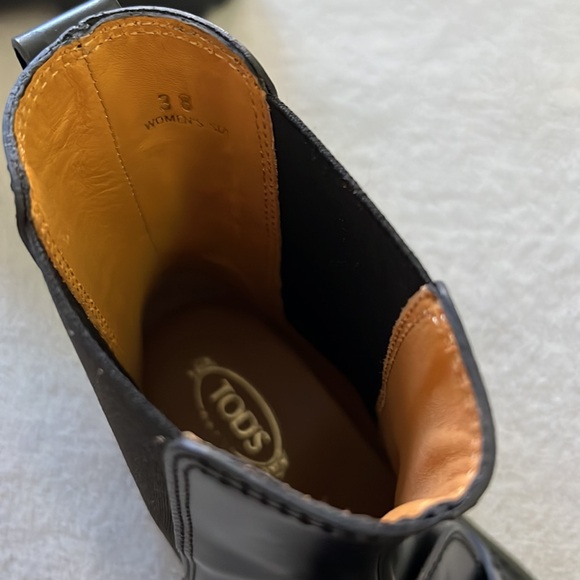 Tod’s boots size 8 brand new never worn - Picture 4 of 5